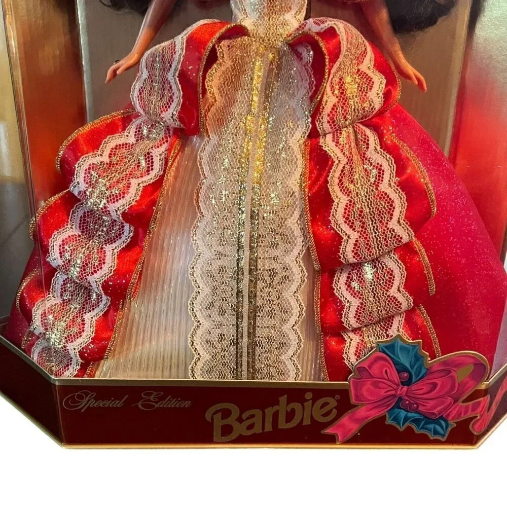 1997 Happy Holidays Special Edition Barbie Doll Mattel #17832 Vintage
